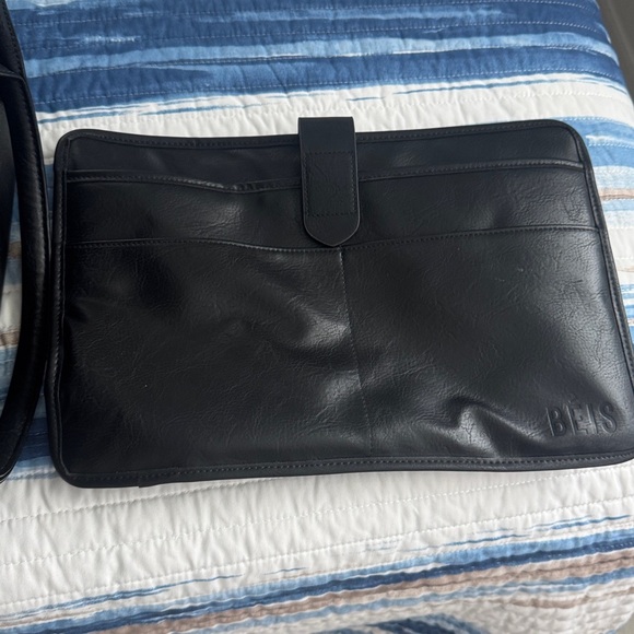 Beis Mini Weekender - Picture 4 of 5